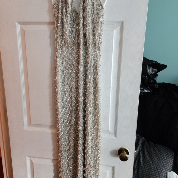 McDougall Evening Gown Teardrops - Picture 4 of 5